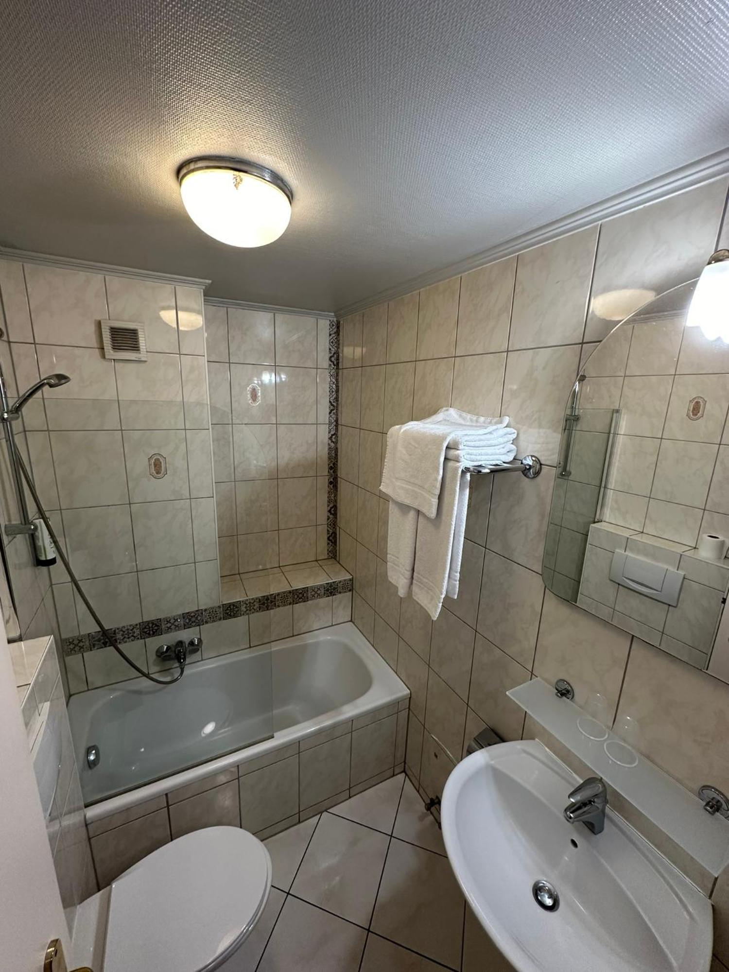 Yasha Hotel Luxembourg Luaran gambar